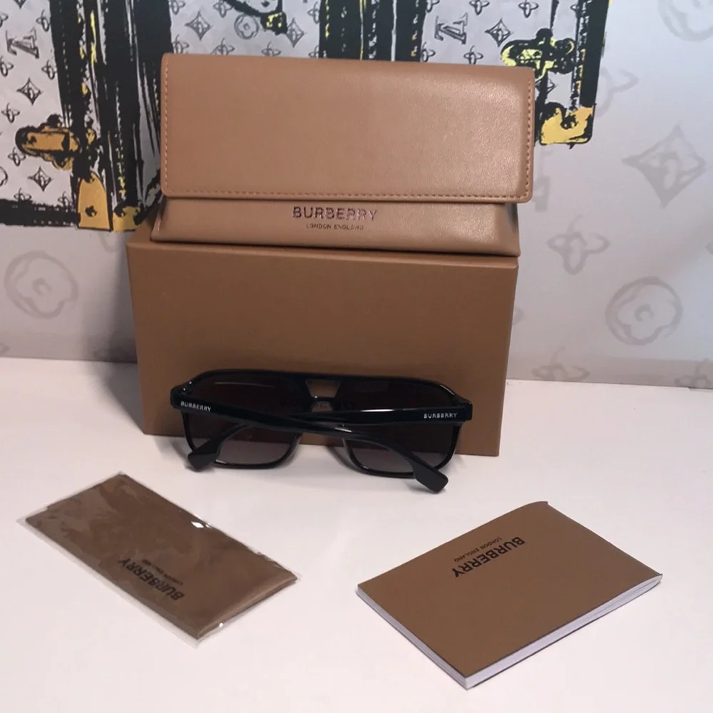 New Authentic Burberry BE4320 3001/11 Sunglasses